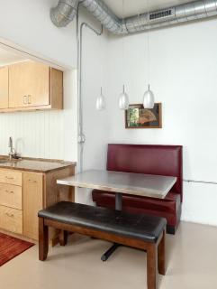 Folly Vacation 620 apartment w/bonus room, one block to the beach & pet friendly - Folly Beach - 4