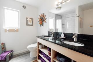 Folly Vacation Perfect Purple Palace Apt A - 2