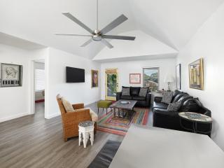 Folly Vacation Fantastic Vibe! Incredible Apt D - Folly Beach - 0