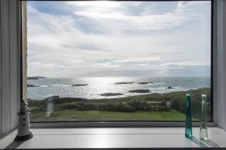 HEADLANDS-2 BED-SEA VIEW APARTMENT-TREARDDUR BAY - 4