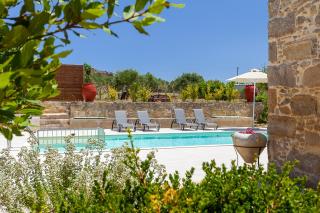 Trialonia Luxury Villa - 5
