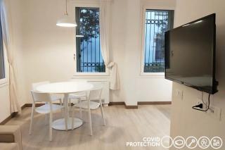 Via Poma Apartments&Rooms - Verona - 8
