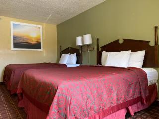 Days Inn by Wyndham Morton - Morton - 6