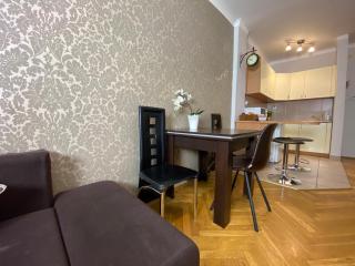 P&J Apartamenty Stolarska - 2