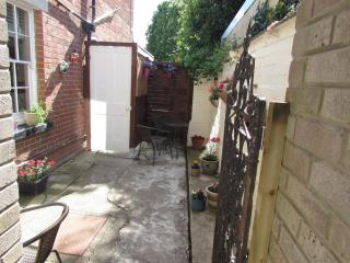 The Annex Apartment - 9