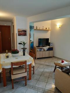 SILVY HOUSE - 1