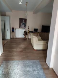 Villa Kalamata Peanuts - 2