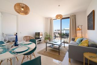 Living El Charco-central location - 8