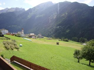 Machls Ferienwohnungen - Jerzens - 1
