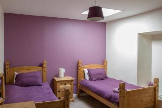 Cú Chulainns Accommodation - Westport - 3