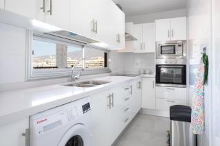 Home2Book Stunning Sea Views Adeje, Wifi & Pool - Playa de Fañabe - 9