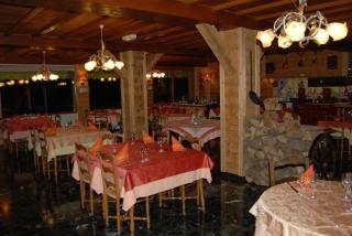 Hôtel De La Couronne - Mijoux - 4