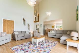 Blackdown Views - New 6 Bedroom Eco House - 5