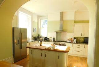 Substantial 6 bed House in Christchurch Dorset - 3