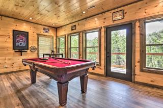 Hot Tub, Game Room, Decks Cabin in Gatlinburg - Gatlinburg - 8