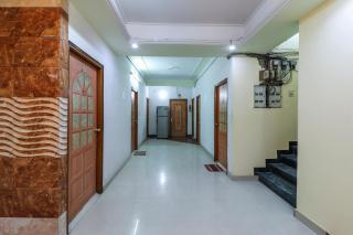 Hotel Sai Vatika Guest House - Lucknow - 1