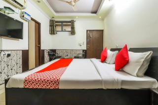 Hotel Sai Vatika Guest House - 4