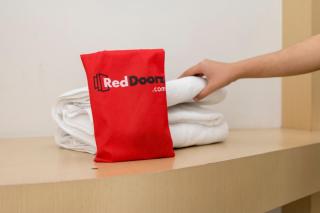 RedDoorz Hostel Near Ngurah Rai Airport Kuta - Kuta - 5