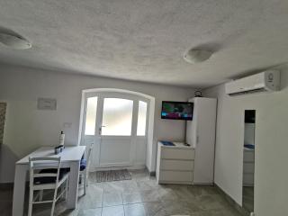 Studio Apartment Mileta - Pitve - 2