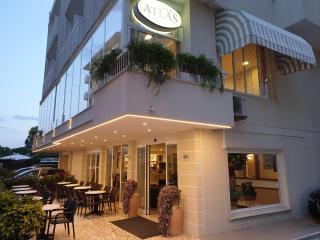 Hotel Atlas - 0