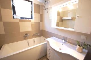 Apartment Margareta by El-Pi Tours - Njivice - 4
