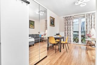 Exclusive Apartment Marina by Noclegi Renters - 5