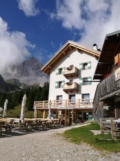 Rifugio Stella Alpina Spiz Piaz per escursionisti - Gardeccia - San Giovanni di Fassa - 1