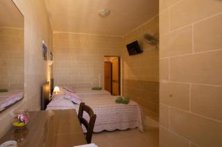 Sunset Seaview Accommodation - Marsalforn - 3