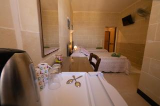 Sunset Seaview Accommodation - Marsalforn - 5