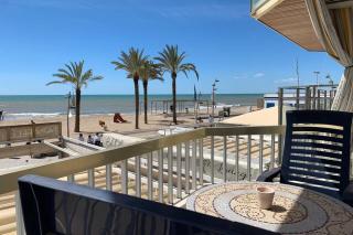 The pleasure of living in front of the sea - Calafell - 0