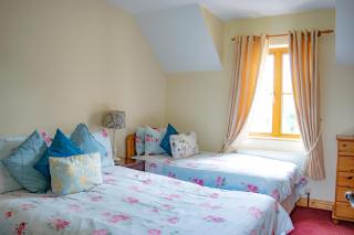 no 4 Cnoc Na Si Dublin Road - 5