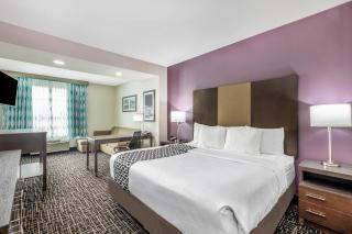 Comfort Inn & Suites - Claremore - 0
