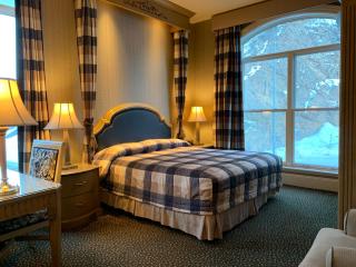 Celebrity Hotel - Deadwood - 4