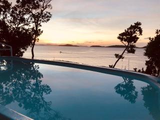 Pearl Bay Villas Private Resort - 5