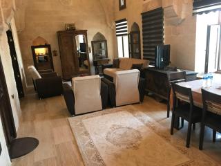 Kasr-i Abbas Hotel - 1