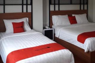 RedDoorz Plus @ Doorman Guest House - Bandung - 7