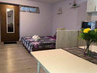 Comfy Studio Apartment by the Flower Market - 4