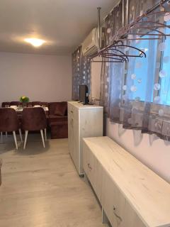 Comfy Studio Apartment by the Flower Market - 2