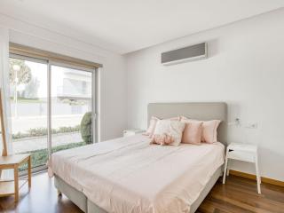 Apartment in Portugal near São Martinho Beach - Salir do Porto - 7