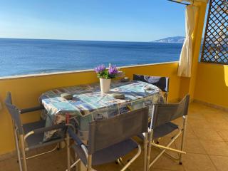 La Casa Gialla - Cala Gonone - 2