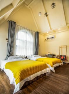 Beihai Silver Beach Yintai Time Seaview Villa Hotel - 5