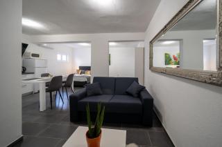 Holiday Apartments Amarilis - Pakoštane - 8