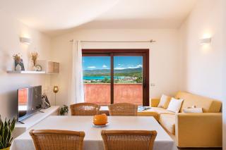 Homey Experience - Terrace Sea View Apartment - Olbia - 9