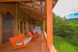 Kori's Mountain View, 1089 FREE tickets each paid day, Dollywood and More - Townsend - 6