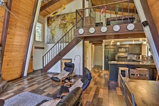 Chester Cabin with Deck - Walk to Lake and Golfing! - Chester - 6