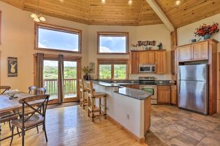 2 Mi to Granby Ranch Granby Home with Hot Tub! - 4