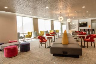 La Quinta Inn & Suites by Wyndham Lake City - Lake City - 8