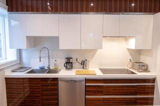 Hillcrest Modern House - Toronto - 8