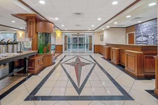 La Quinta by Wyndham Corpus Christi-N Padre Isl. - 3