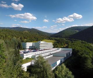 Kúpele Brusno - Kúpeľný hotel Poľana - Brusno - 0